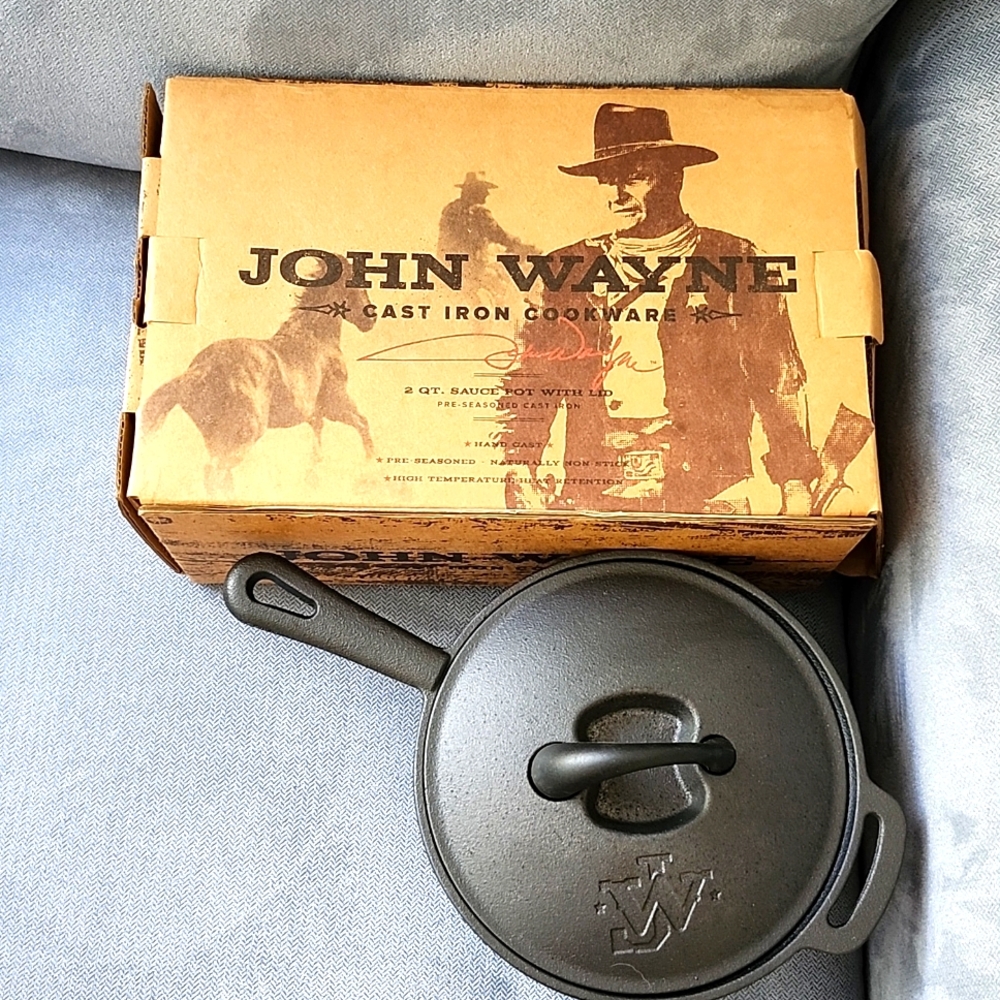 2 quart cast iron sauce pan